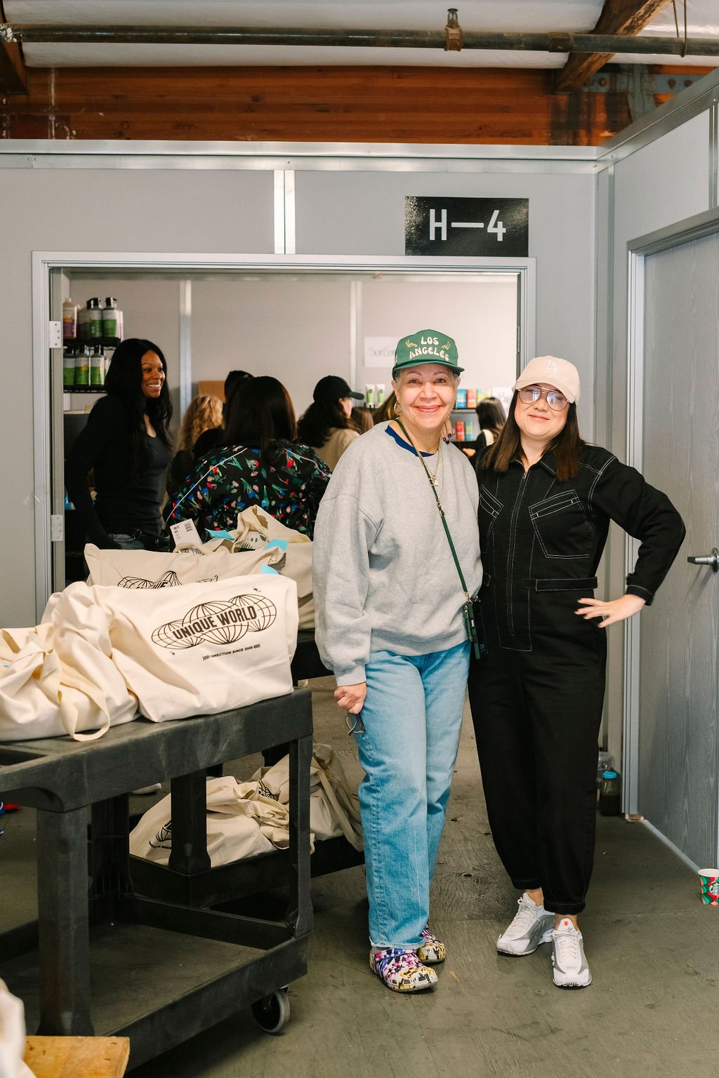 065_JSP_UniqueWorld_VolunteerDay_012525.jpg